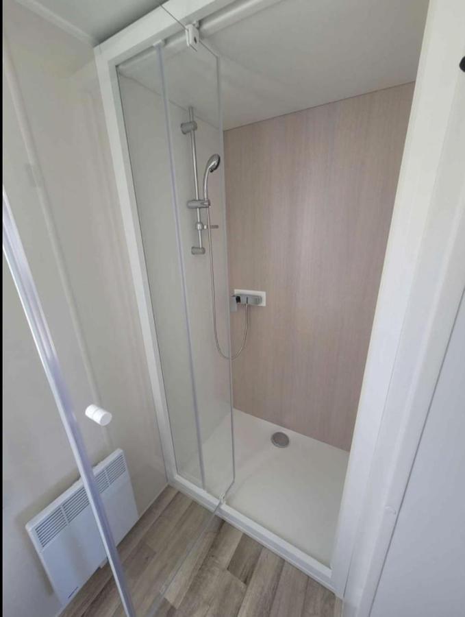 Mobil Home Neuf 6/8 Pers Biville-sur-Mer Kültér fotó